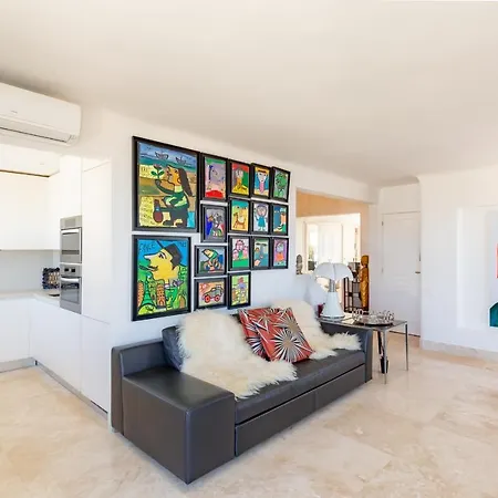 Gorgeous Alexandre Iii Sea View Apartment